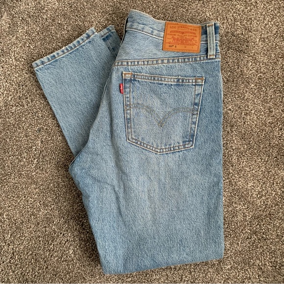 LEVIS 501 distressed short “skinny” jeans - Picture 2 of 9